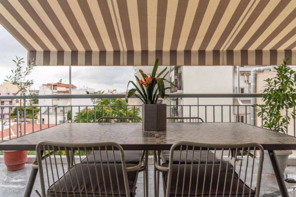 Artistic Apt In Vibrant Gazi With Large Terrace By Ghh Athen Exterior foto
